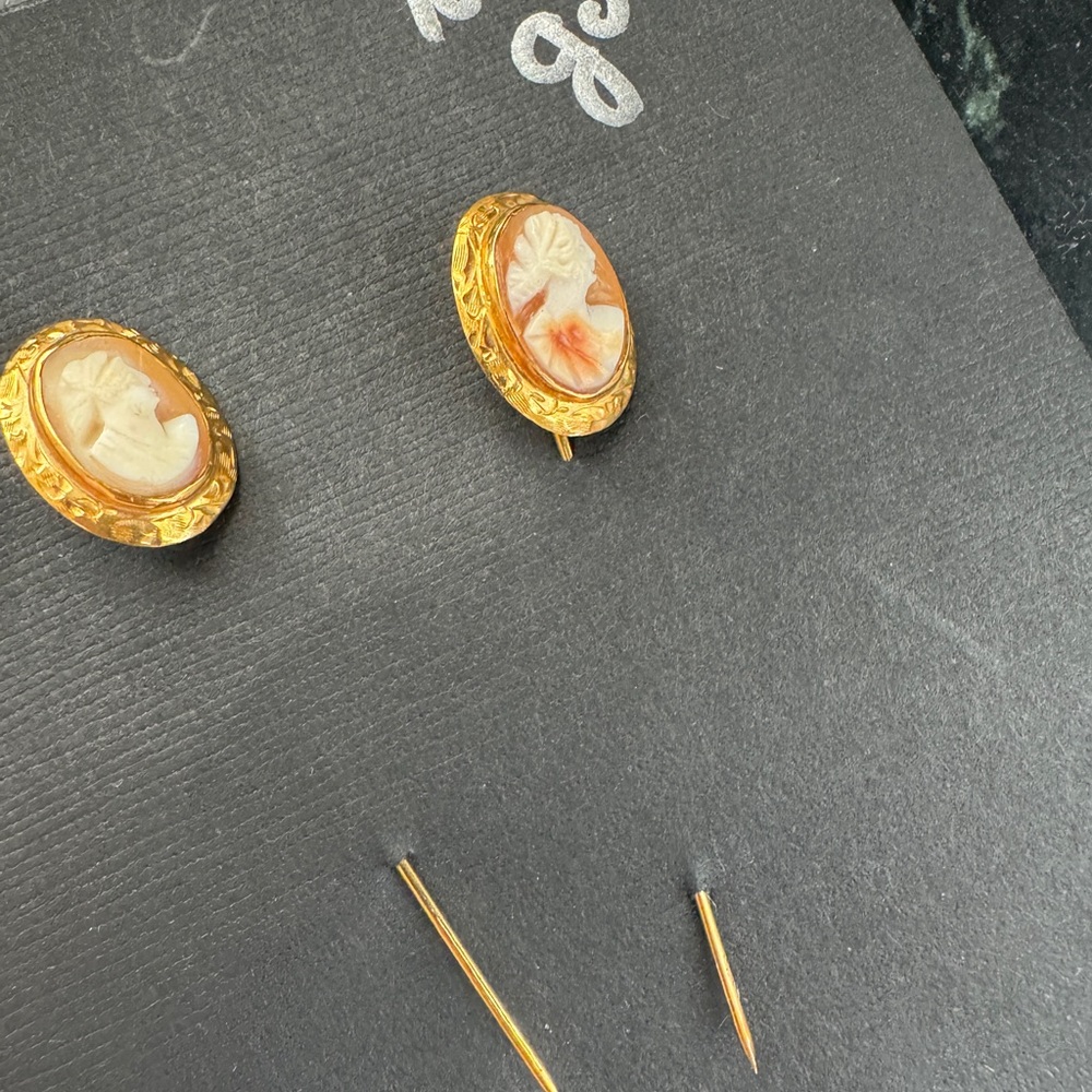 ✨ SOLD ✨ 10K solid gold cameo antique stick pin cute LOT - Picture 11 of 11